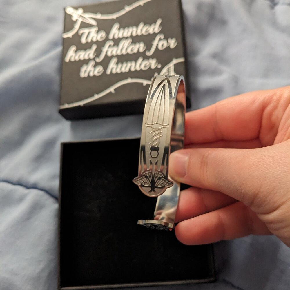 Heartless hunter cuff bracelet